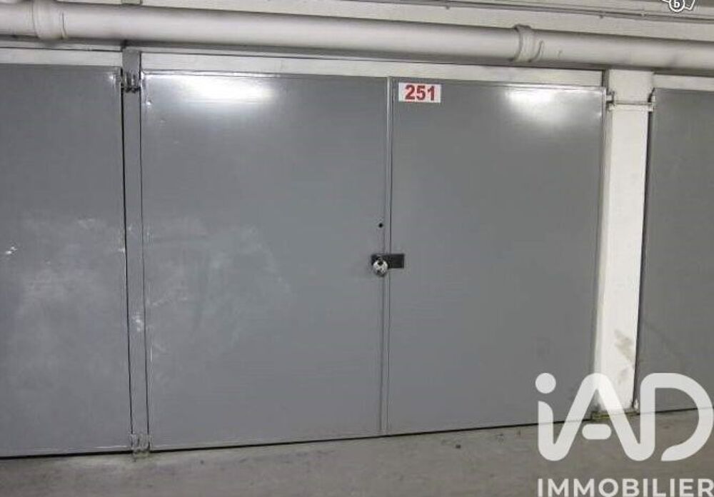 Vente Parking/Garage Vente Garage 150 m&sup2; Paris 18