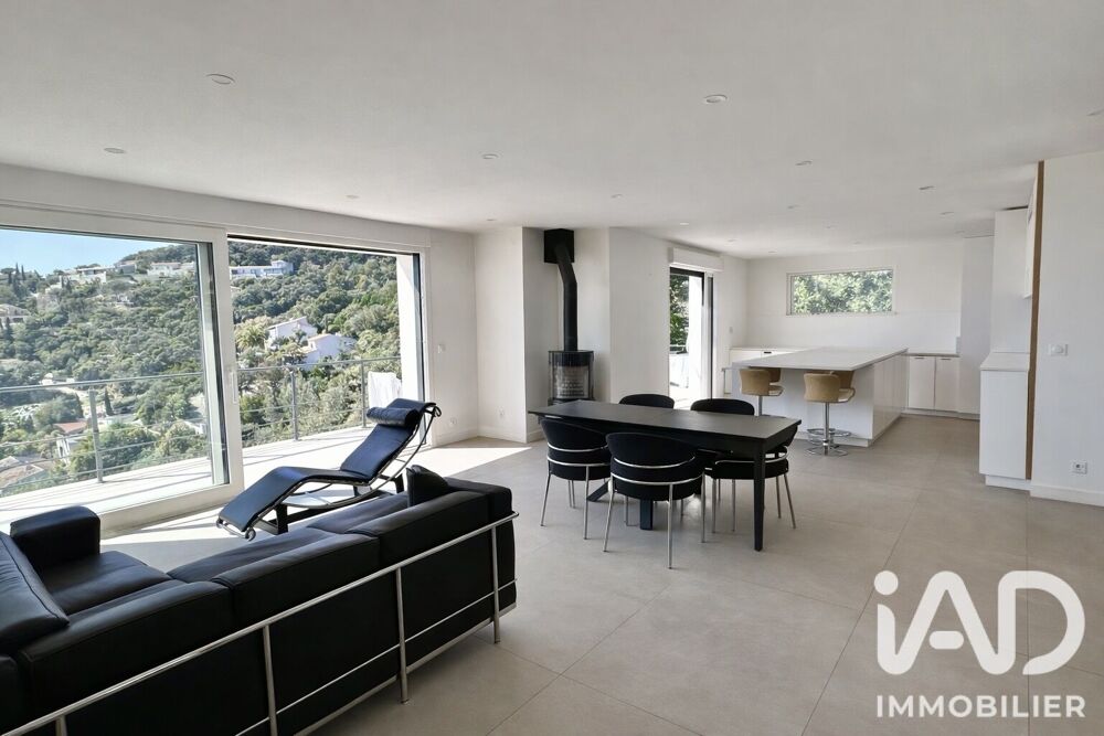 Vente Maison Vente Maison/villa 7 pièces Roquebrune-sur-argens
