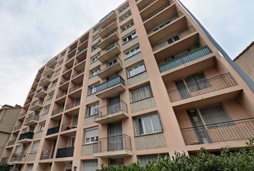 Appartement T4 rénové St Etienne Solaure