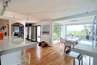  Maison � vendre 7 pi�ces 215 m�