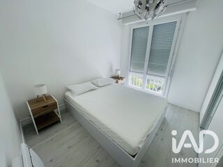  Appartement à louer 2 pièces 44 m²