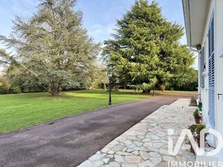  Maison à vendre 10 pièces 400 m²