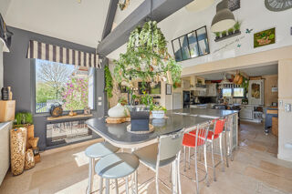  Maison � vendre 7 pi�ces 245 m�