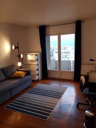  Appartement à louer 1 pièce 33 m²