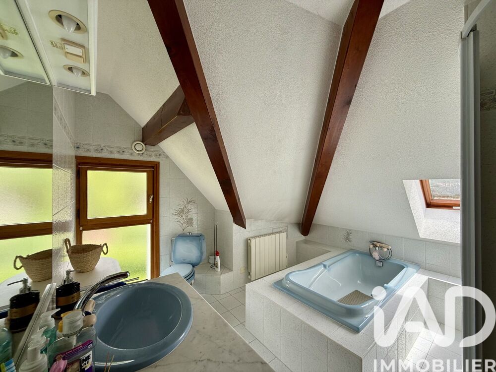 à vendre  Maison Ornex (01210)