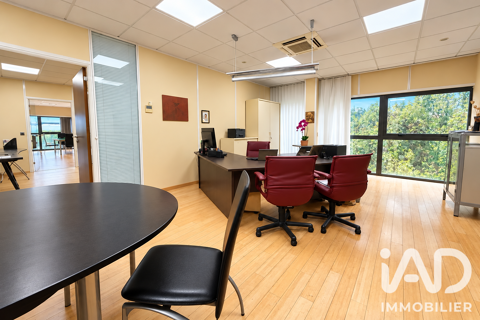   Vente Boutique/Local commercial 219 m&sup2; 