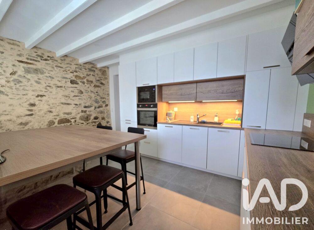 vente Maison - 6 pièce(s) - 160 m² La Merlatière (85140)