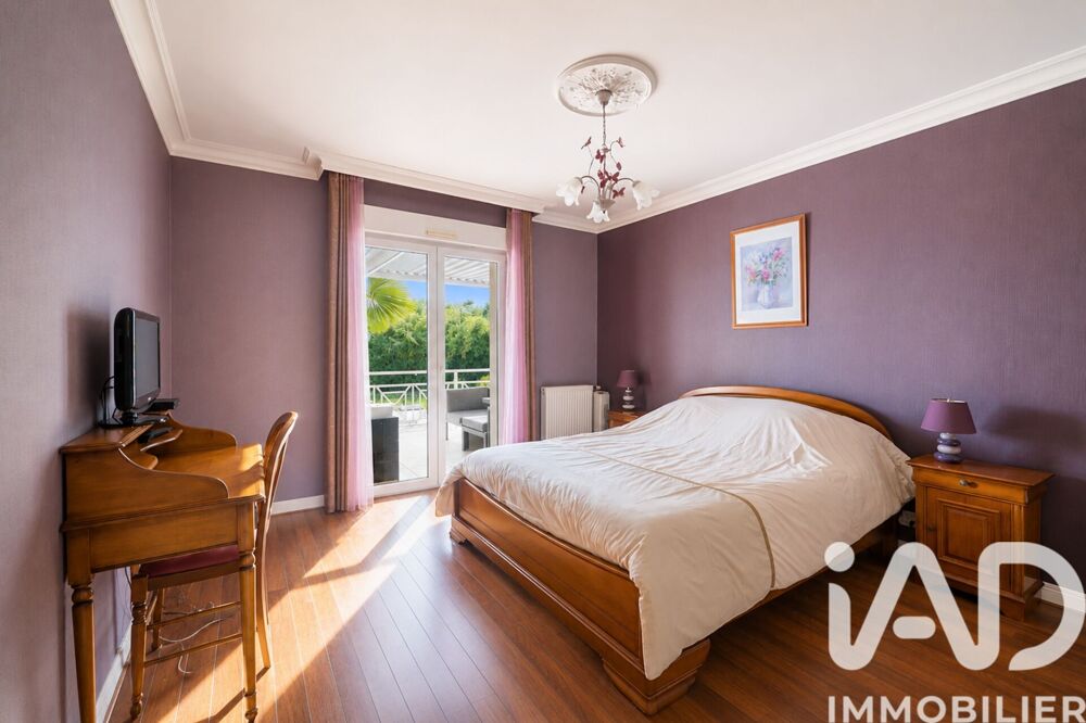à vendre  Maison Yvré-l'Évêque (72530)