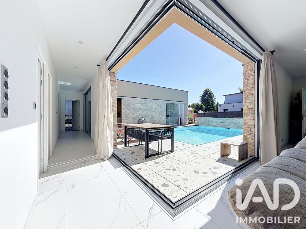 Vente Maison Vente Demeure 6 pièces Saint-père-marc-en-poulet