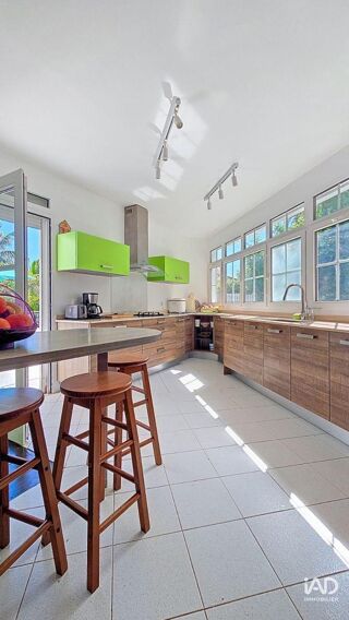  Maison à vendre 7 pièces 237 m²