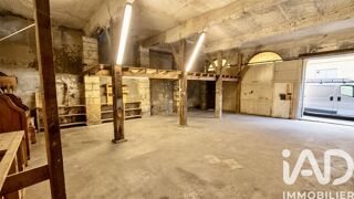  Parking / Garage à vendre 107 m²