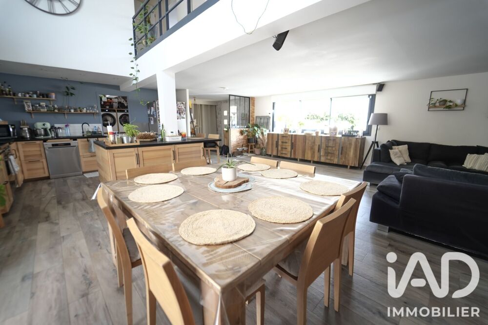 vente Maison - 8 pièce(s) - 223 m² Fouju (77390)