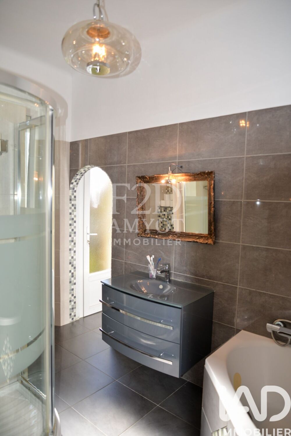 à vendre  Appartement Saint-Laurent-du-Var (06700)