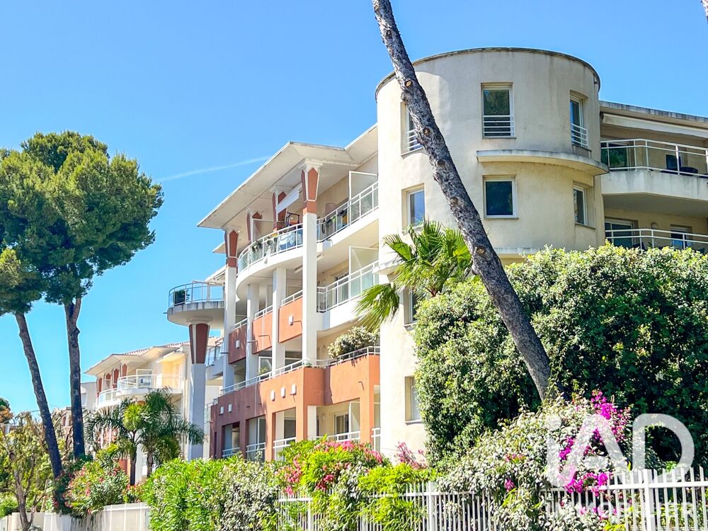 à vendre  Appartement Hyères (83400)