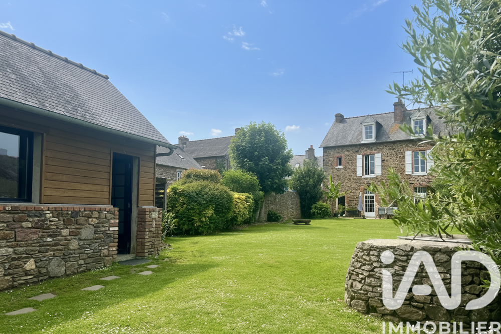 Vente Maison Vente Maison de ville 9 pièces Châteauneuf-d'ille-et-vilaine