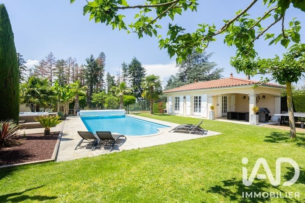 à vendre  Maison Saint-Bonnet-les-Oules (42330)