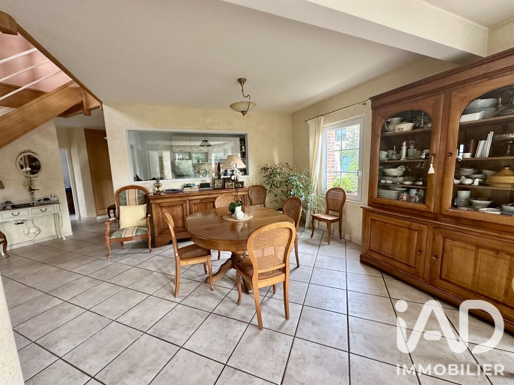 Vente Maison Vente Maison/villa 8 pièces Fontaine-la-guyon