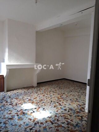  Appartement à louer 2 pièces 34 m²