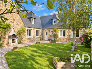  Maison à vendre 11 pièces 196 m²