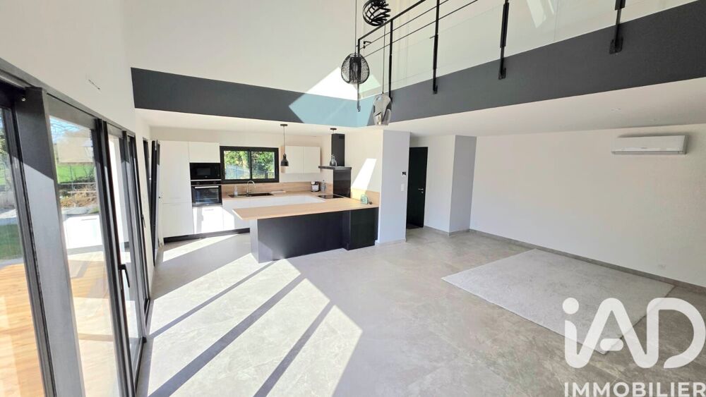 Vente Maison Vente Maison traditionnelle 5 pièces Locqueltas