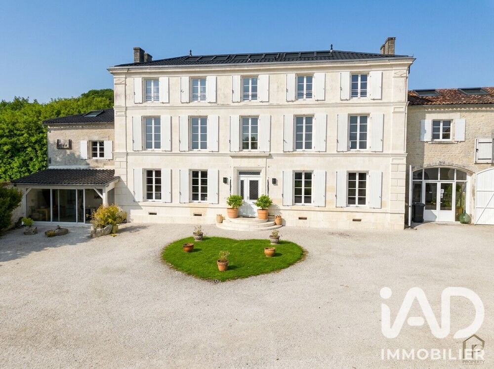 Vente Domaine 23 pièces