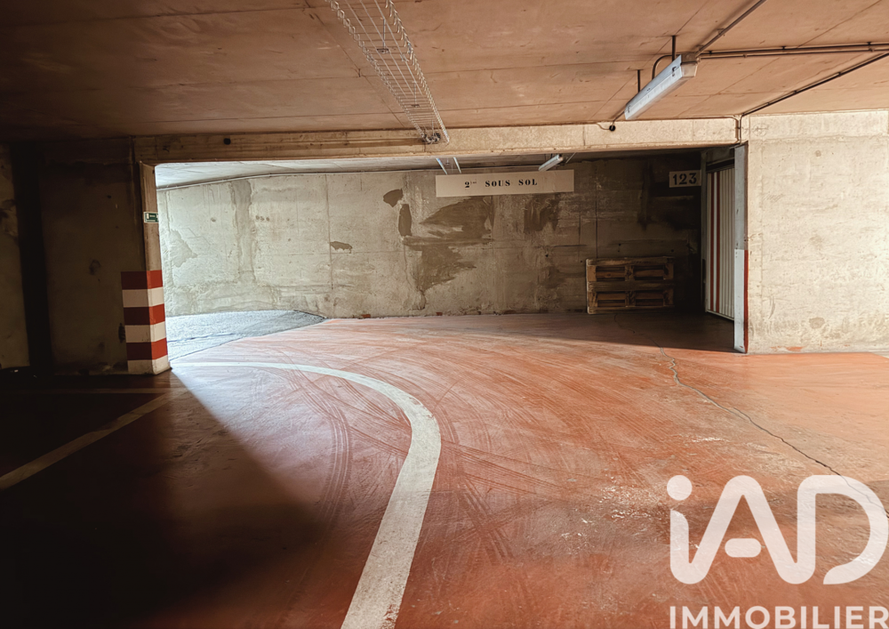 Vente Parking/Garage Vente Parking 12 m&sup2; Paris 16
