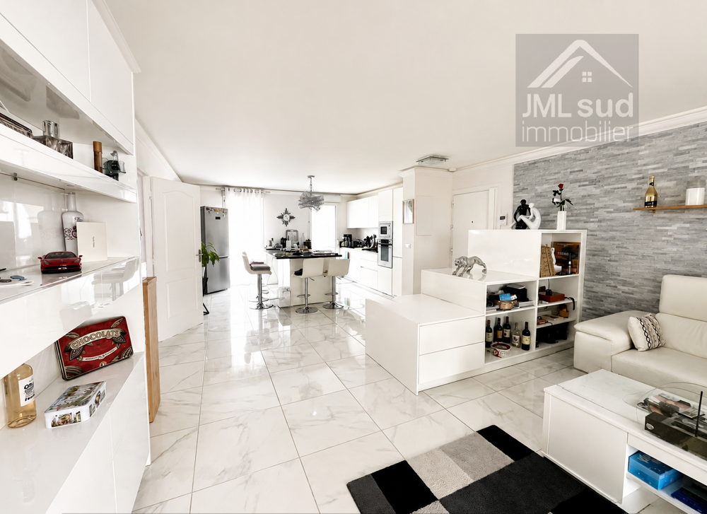 Appartement T3 99 m2 quartier du Prado Marseille 8