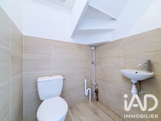  Appartement à louer 5 pièces 95 m²