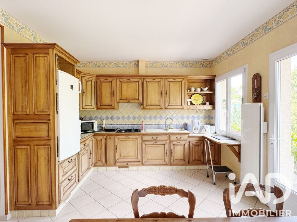 vente Maison - 5 pièce(s) - 140 m² Poix-de-Picardie (80290)
