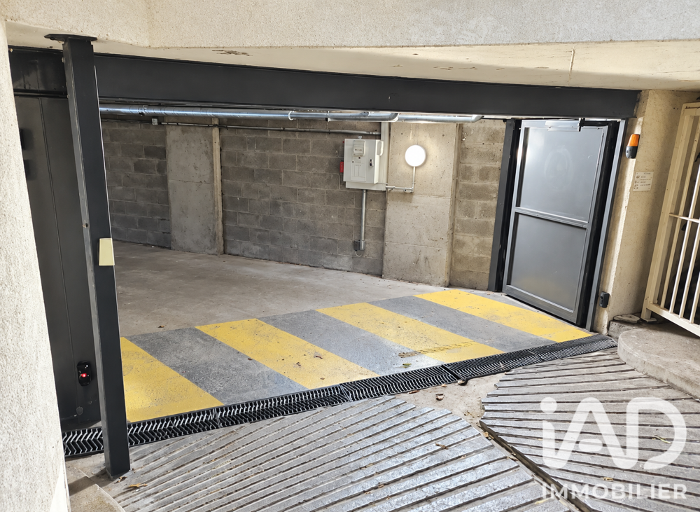 Vente Parking/Garage Vente Parking 10 m&sup2; Paris 10
