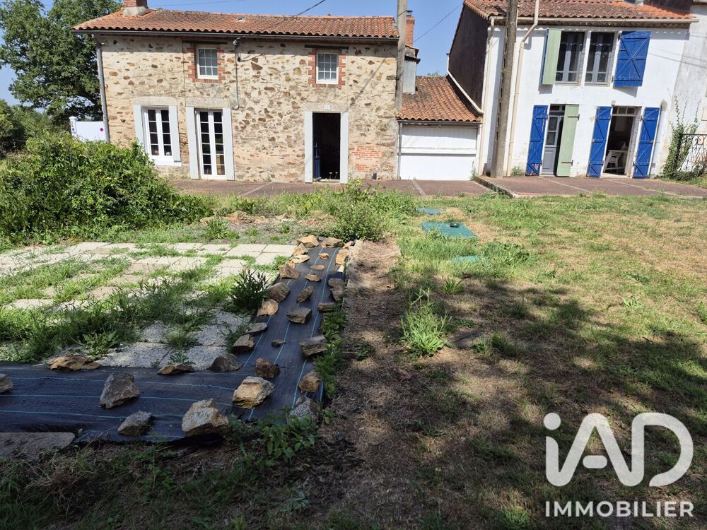 Vente Maison Vente Maison/villa 7 pièces Saint-hilaire-le-vouhis
