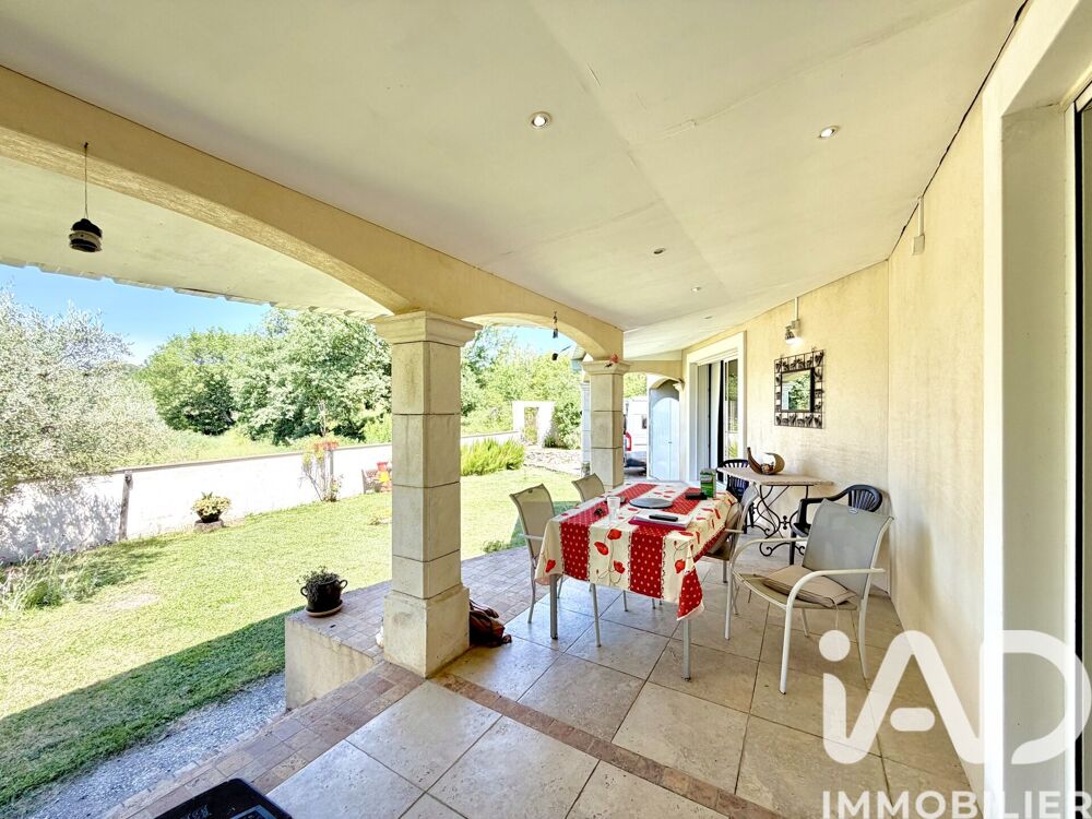 Vente Maison Vente Maison traditionnelle 5 pièces Saint-mamert-du-gard