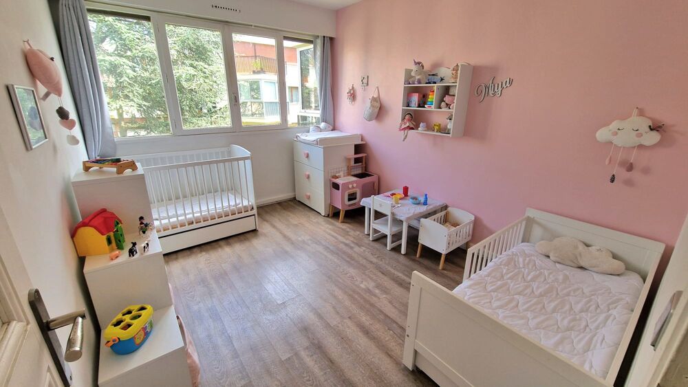 Vente Appartement Lumineux 3 pièces de 70m2 avec garage, proche commodités Le chesnay