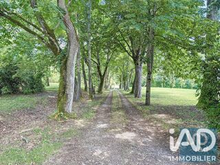  Maison à vendre 15 + pièces 610 m²