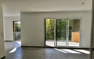  Appartement � vendre 3 pi�ces 64 m�