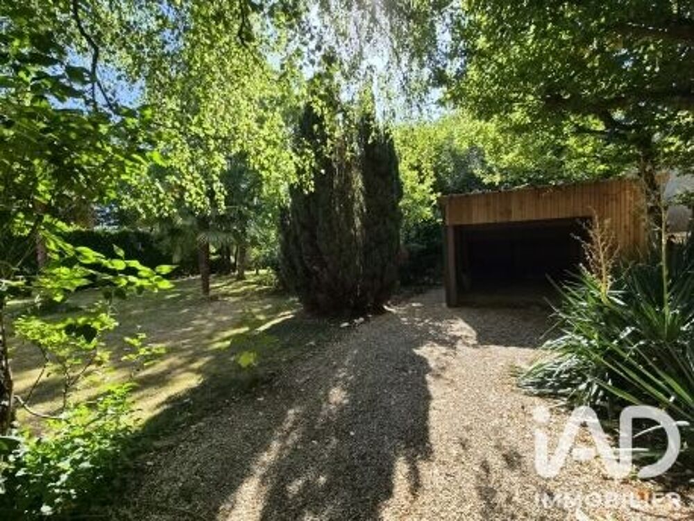 vente Maison - 7 pièce(s) - 276 m² Celles-sur-Belle (79370)