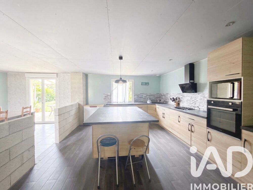 Maison 6 pièces 130 m² · à Villethierry · 130 m² · 149 000 €