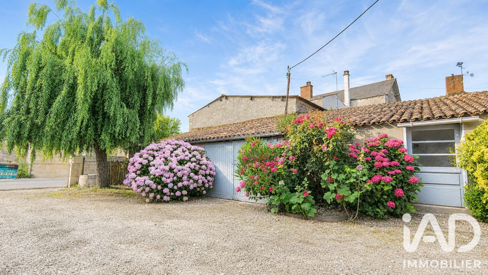 vente Maison - 5 pièce(s) - 114 m² Fontenay-le-Comte (85200)