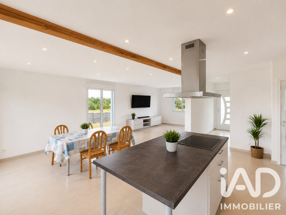 Vente Maison Vente Maison/villa 7 pièces Neuilly-le-vendin