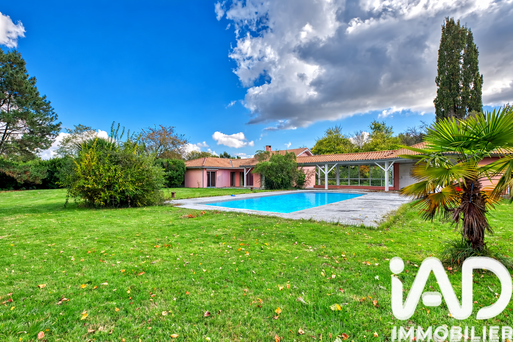 vente Maison - 6 pi�ce(s) - 160 m� M�rignac (33700)