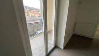  Appartement à louer 3 pièces 49 m²