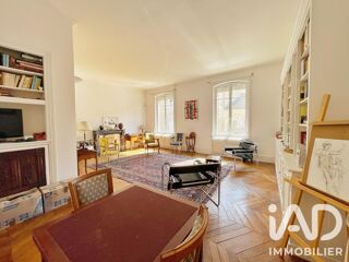 Maison à vendre 10 pièces 245 m²