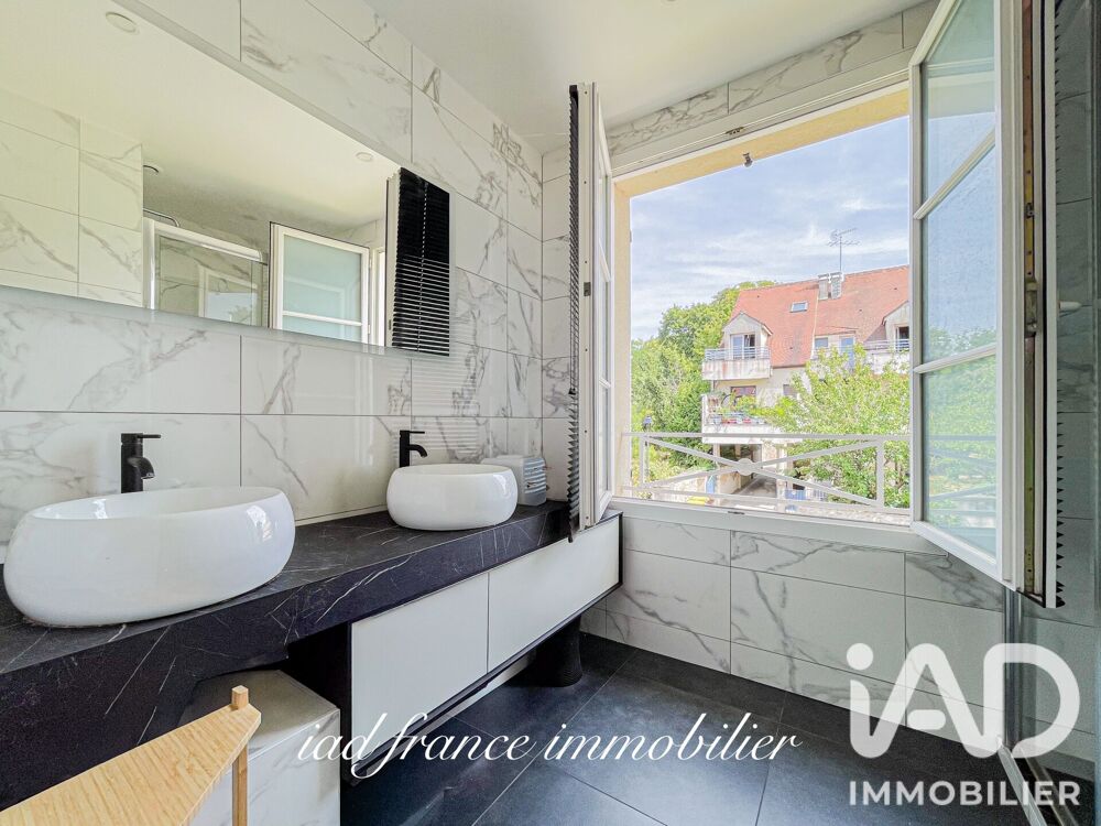 à vendre  Maison Noisy-le-Roi (78590)
