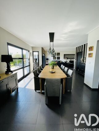  Maison à vendre 9 pièces 275 m²