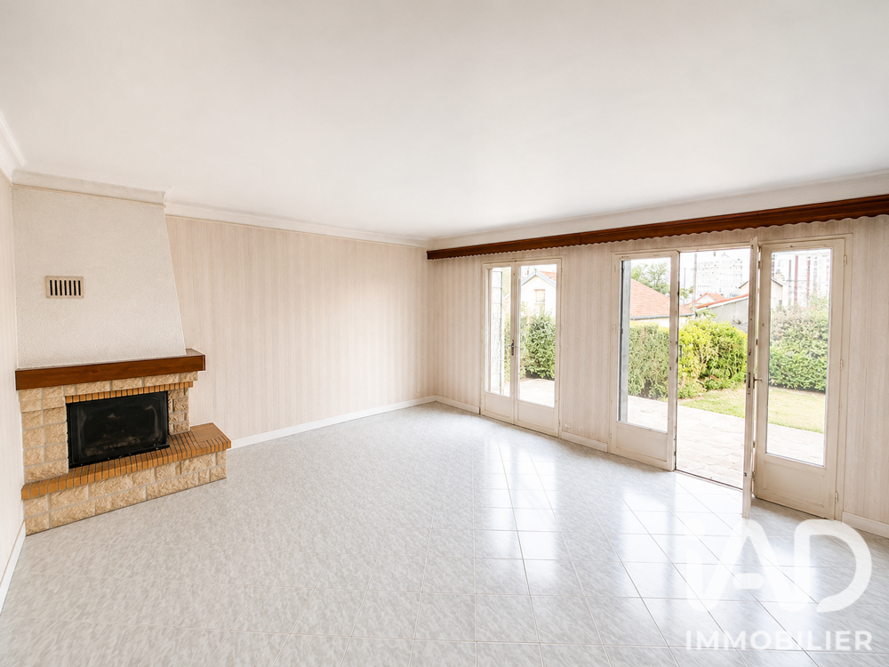 Vente Maison Vente Maison traditionnelle 6 pièces Colombes