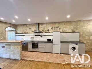  Appartement à louer 3 pièces 83 m²