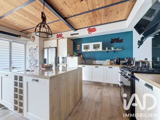  Immeuble à vendre 1015 m²