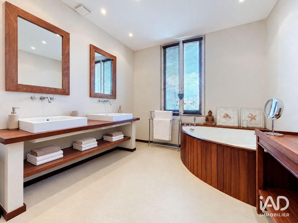 à vendre  Maison Antibes (06600)