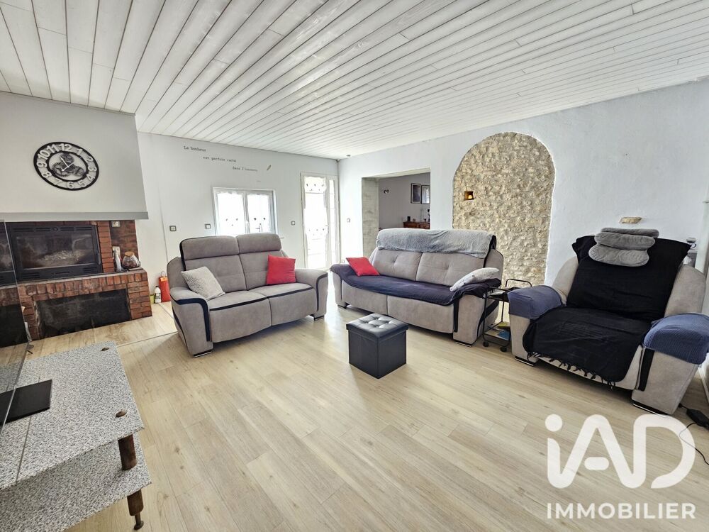 Vente Maison Vente Maison de village 6 pièces Corme-Écluse
