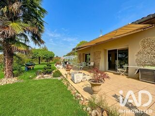  Maison à vendre 8 pièces 232 m²